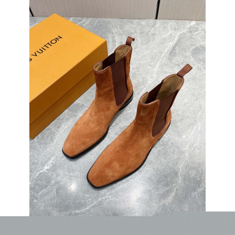 l**is V*t*n boots